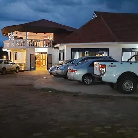 Northern Pearl Гулу Экстерьер фото